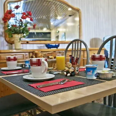 Le Saint Joseph Centre Gare Hotel