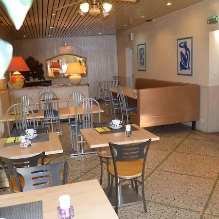 Le Saint Joseph Centre Gare Hotel